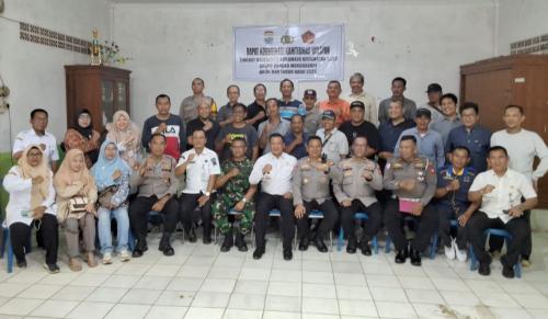 kapolsek-sako-hadiri-forum-interaksi-kamtibmas-di-kelurahan-sukamaju